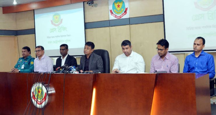 সমাবেশে যাওয়ার খরচ মেটাতে ছিনতাই করছে বিএনপি কর্মীরা: ডিবি প্রধান